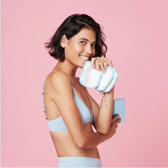 reusable make-up removers of 100% recycled material-Oprah’s fav things 2022-NWT - Picture 15 of 16